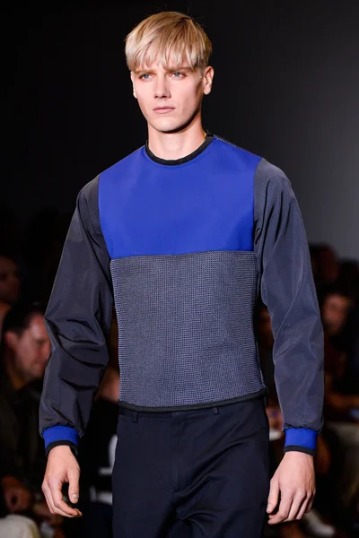 Look 2